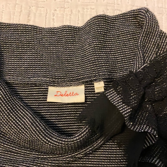 Anthropologie Deletta size medium top - Picture 4 of 4